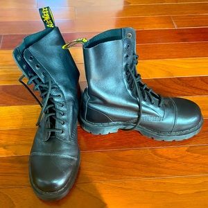 doc marten 8267s
